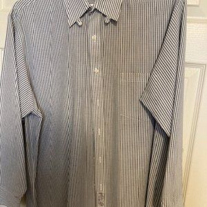 Men's long sleeve dress shirt